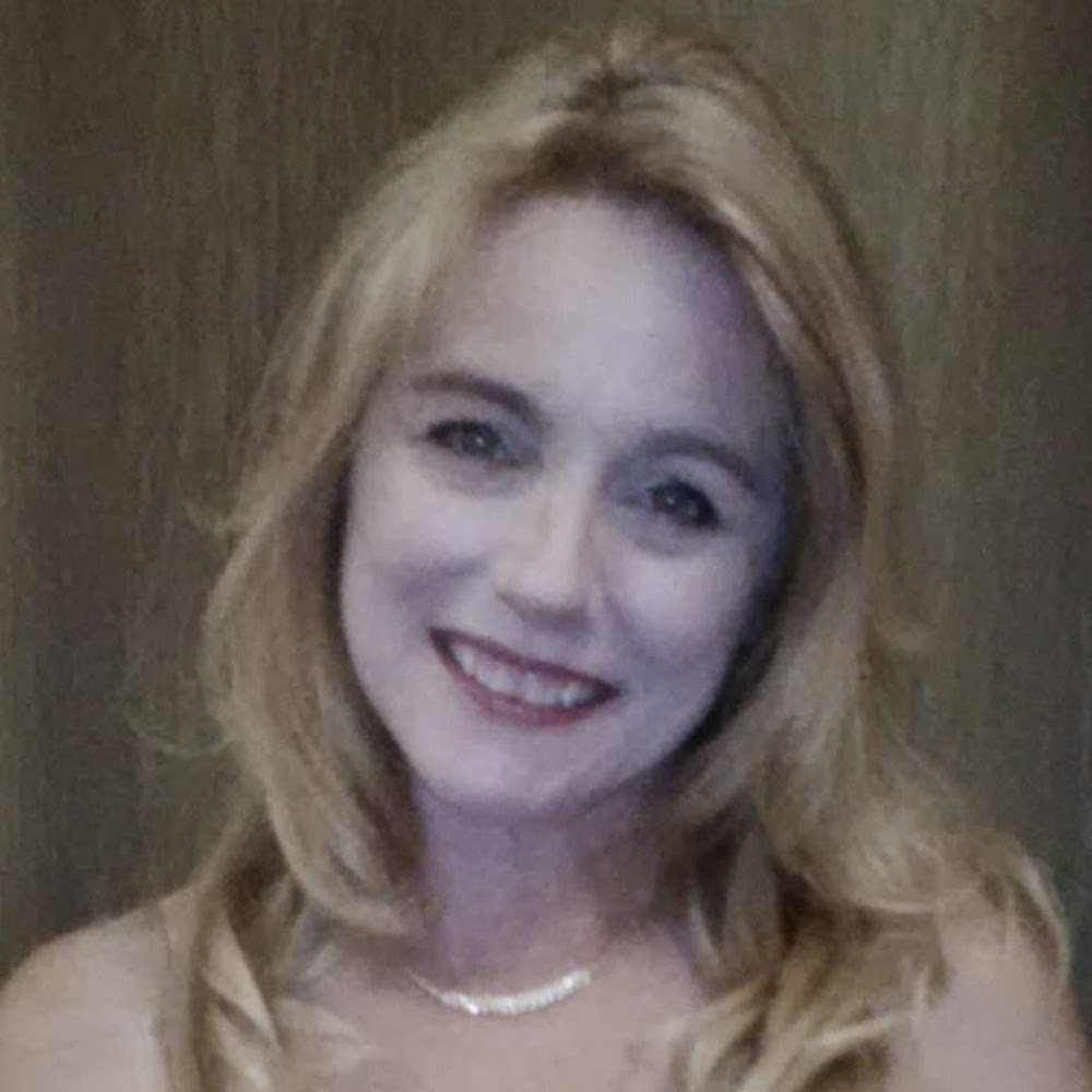 Meet your Posher, Carrie